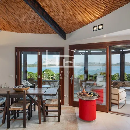 Maddalena, Vista Mare Villa Puntaldia